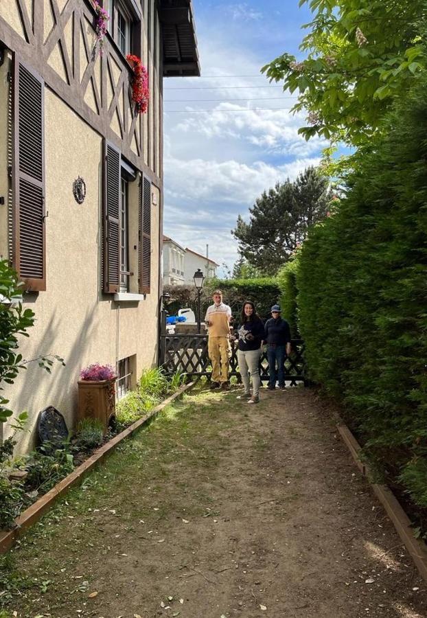 Normandy Cottage Gagny Zewnętrze zdjęcie